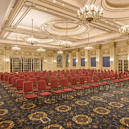 Hotel Seven Seas Blue Side